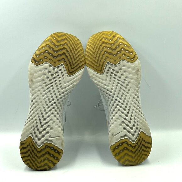 Wmns Nike Epic React Flyknit 'Platinum Beige' - Picture 7 of 10